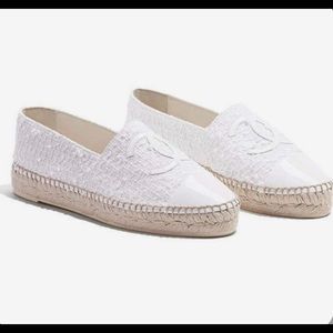 Chanel White Espadrilles in Tweed and Lambskin